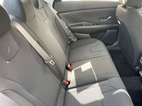 New 2026 Hyundai Elantra SE FWD image 24
