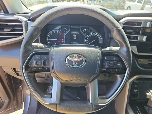 Used 2023 Toyota Tundra SR5 w/ SR5 Convenience Package AWD/4WD image 14