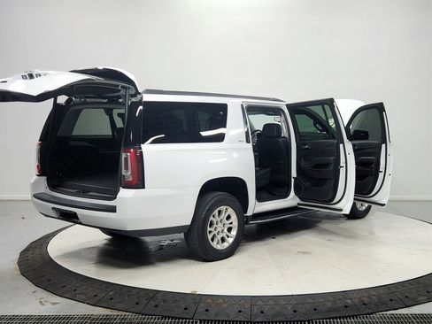 Used 2019 GMC Yukon XL SLT w/ Open Road Package image 15