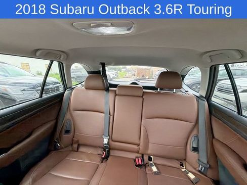 Used 2018 Subaru Outback 3.6R Touring AWD/4WD image 20