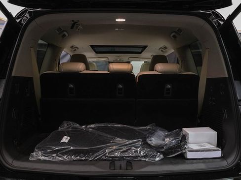 New 2025 Nissan Armada Platinum Reserve image 20