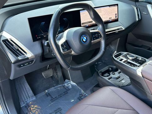 Certified 2024 BMW iX xDrive50 w/ Sport Package AWD/4WD image 4