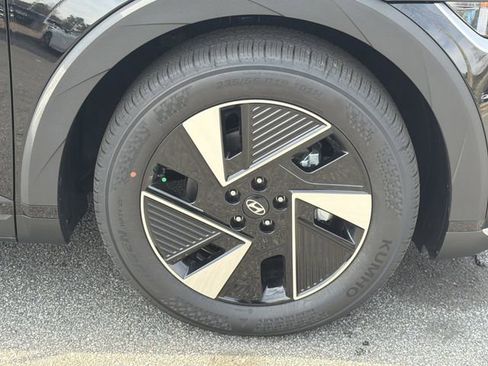 New 2026 Hyundai Ioniq 5 SEL image 12