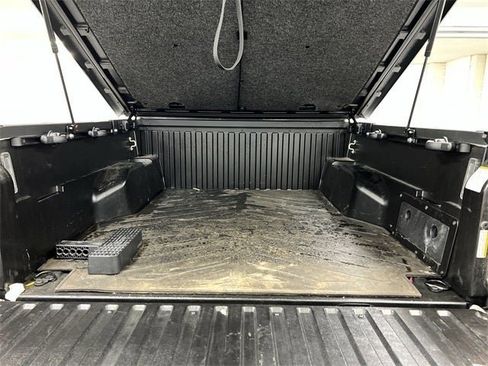 Used 2022 Toyota Tacoma SR5 image 81