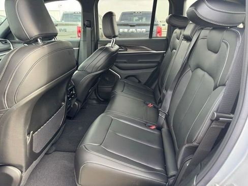 New 2026 Jeep Grand Cherokee Limited AWD/4WD image 29