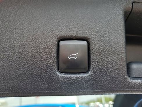 Certified 2021 Ford Escape SE w/ Convenience Package AWD/4WD image 9