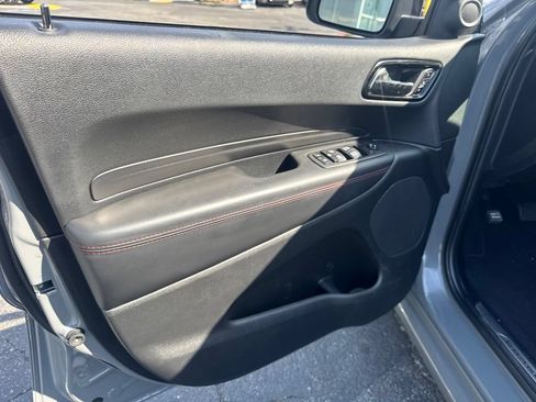 Used 2023 Dodge Durango R/T RWD image 11
