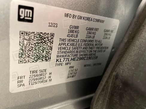 Used 2024 Chevrolet Trax LT w/ Driver Confidence Package FWD image 28