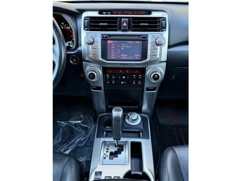 Used 2013 Toyota 4Runner Limited AWD/4WD image 11