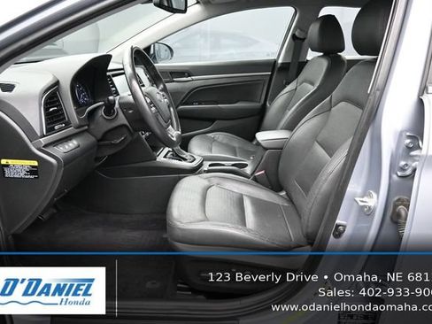 Used 2017 Hyundai Elantra Limited w/ Limited Ultimate Package 09 FWD image 25