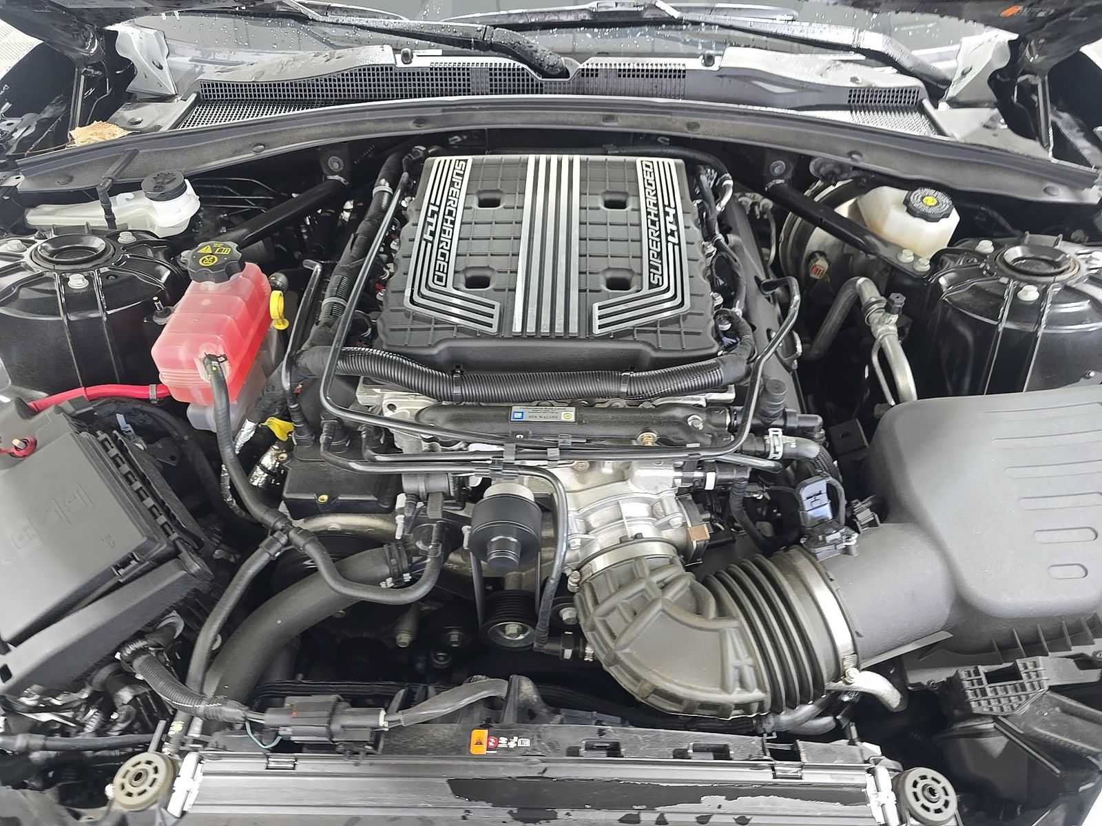 Used 2022 Chevrolet Camaro ZL1 RWD image 9
