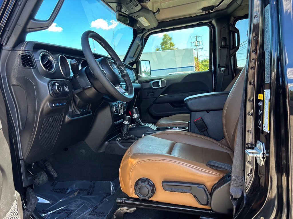 Certified 2023 Jeep Wrangler Unlimited Sahara AWD/4WD image 12