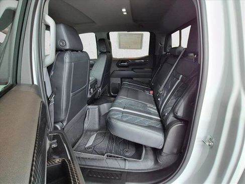 New 2025 Chevrolet Silverado 1500 RST w/ Convenience Package II AWD/4WD image 15