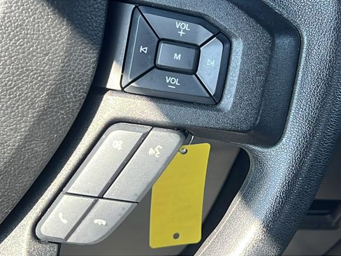Used 2016 Ford F150 XL w/ Equipment Group 101A Mid AWD/4WD image 16