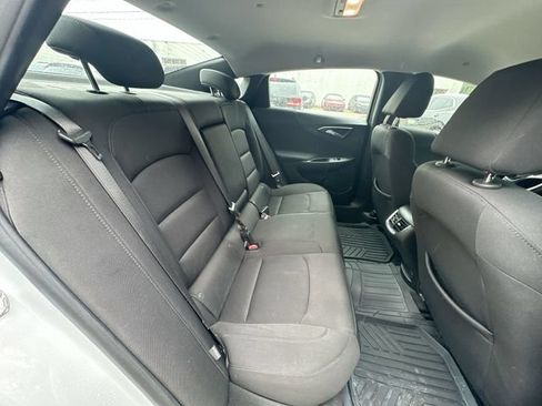 Used 2020 Chevrolet Malibu LT FWD image 29