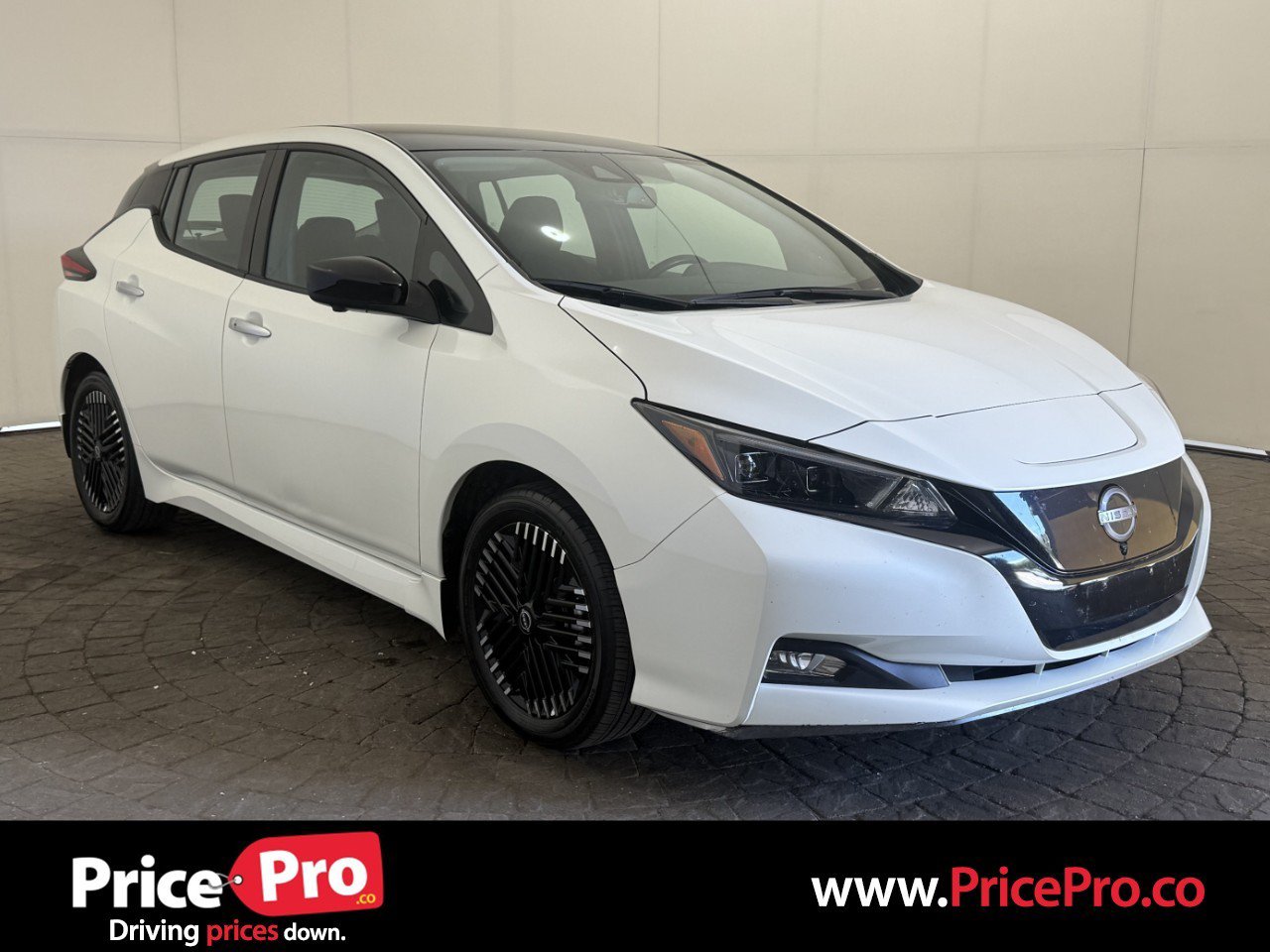 Used 2025 Nissan Leaf SV Plus FWD image 1