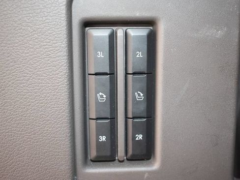 Used 2023 Lincoln Navigator Reserve AWD/4WD image 16