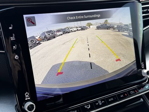 New 2026 Jeep Grand Wagoneer image 18