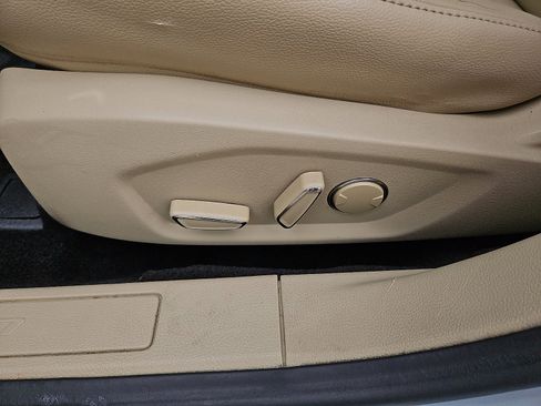 Used 2013 Ford Fusion SE image 27