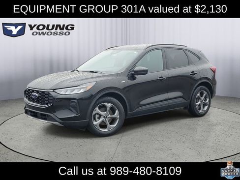 Used 2025 Ford Escape ST-Line w/ Equipment Group 301A image 1