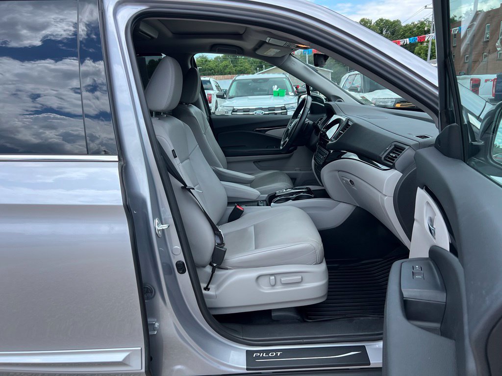 Used 2022 Honda Pilot Touring image 22