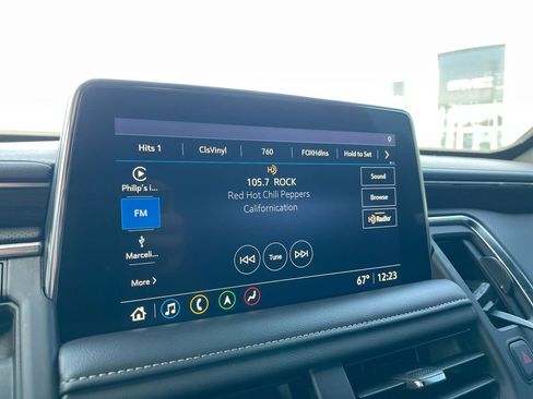 Used 2021 Chevrolet Suburban Premier w/ Premium Package image 20