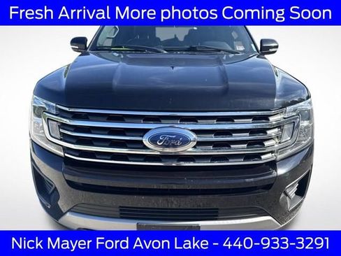 Used 2020 Ford Expedition XLT w/ Equipment Group 202A AWD/4WD image 3