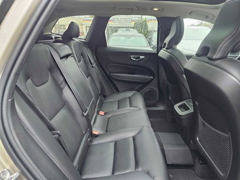 Certified 2025 Volvo XC60 B5 Core w/ Protection Package Premier image 13