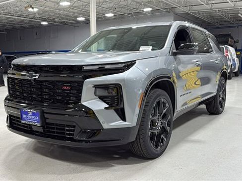 New 2026 Chevrolet Traverse RS w/ LPO, Floor Liner Package image 17