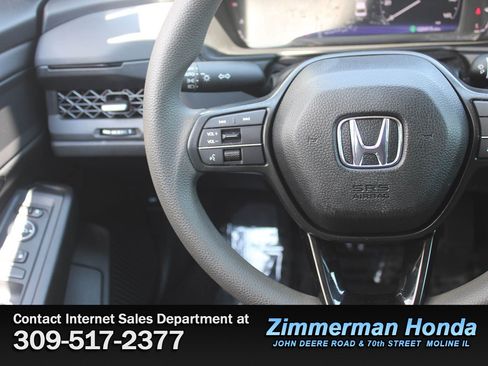 Certified 2025 Honda Accord SE image 12