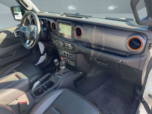 Used 2022 Jeep Gladiator Mojave w/ LED Lighting Group image 30