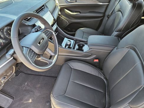 New 2026 Jeep Grand Cherokee L Limited image 14