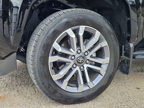 Used 2025 Toyota 4Runner Limited RWD image 9