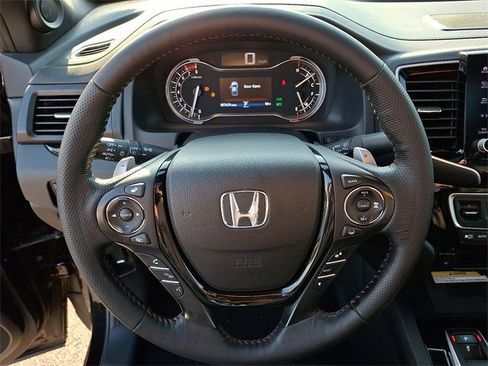 Certified 2022 Honda Ridgeline Black Edition image 20