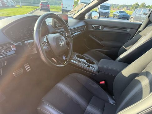 Used 2024 Honda Civic Sport image 4