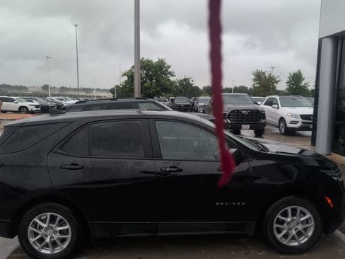 Used 2024 Chevrolet Equinox LS w/ LS Convenience Package FWD image 8