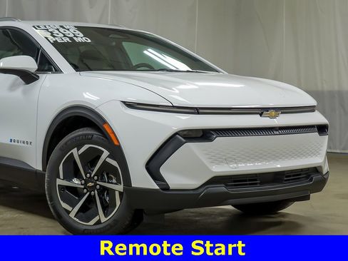 New 2026 Chevrolet Equinox EV LT image 3