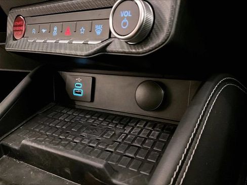 Used 2024 Ford Mustang Premium w/ 2.3L High Performance Package RWD image 31