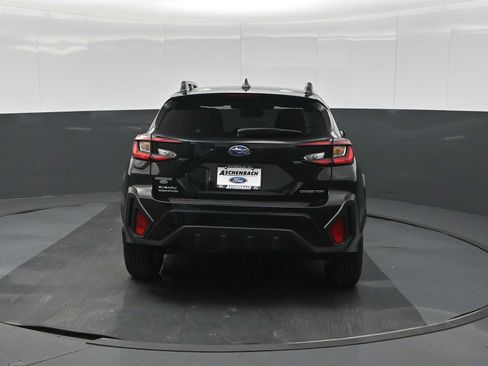 Used 2025 Subaru Crosstrek 2.5i Premium AWD/4WD image 8