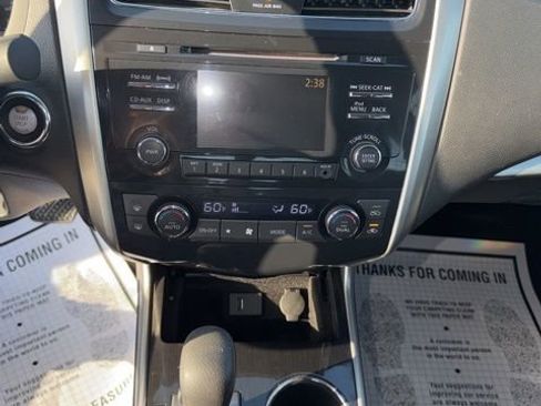 Used 2013 Nissan Altima 2.5 SV image 15