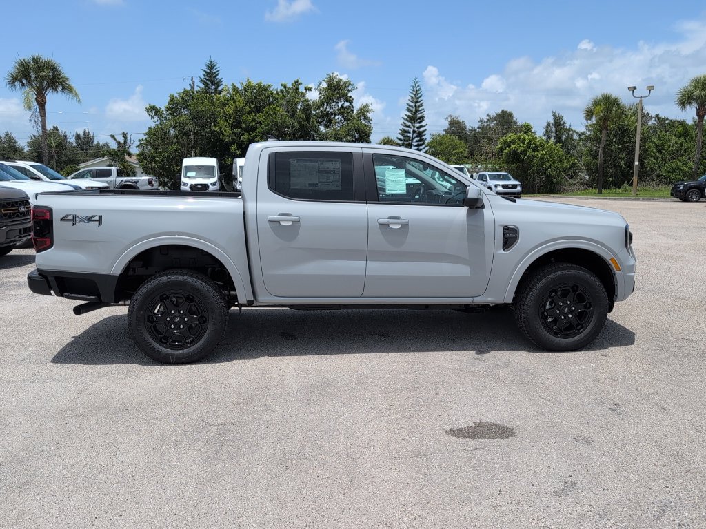 New 2026 Ford Ranger Lariat w/ Black Appearance Package AWD/4WD image 2