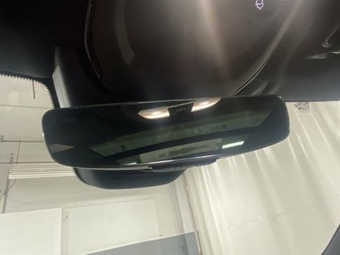 Certified 2024 Volvo XC90 B6 Ultimate w/ Protection Package Premier image 28