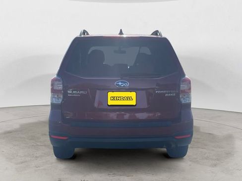 Used 2017 Subaru Forester 2.5i w/ Alloy Wheel Package image 4