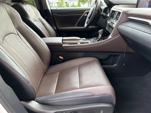 Used 2019 Lexus RX 350 AWD w/ Navigation Package image 28
