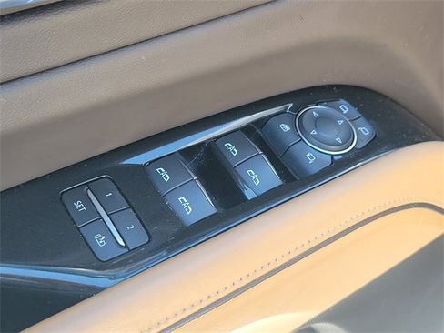 Certified 2021 Cadillac Escalade Premium Luxury image 23