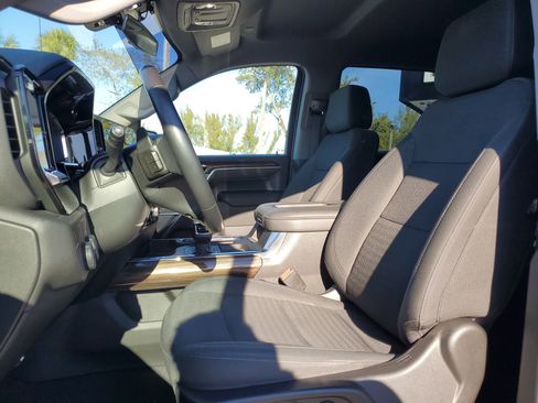 Used 2022 Chevrolet Silverado 1500 RST image 11