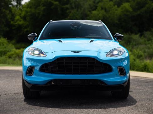 Used 2021 Aston Martin DBX AWD/4WD image 10