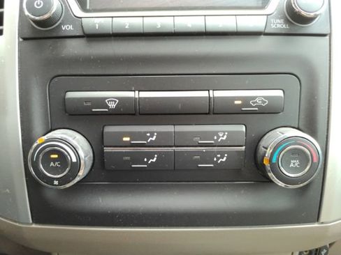 Used 2018 Nissan Frontier SV RWD image 40