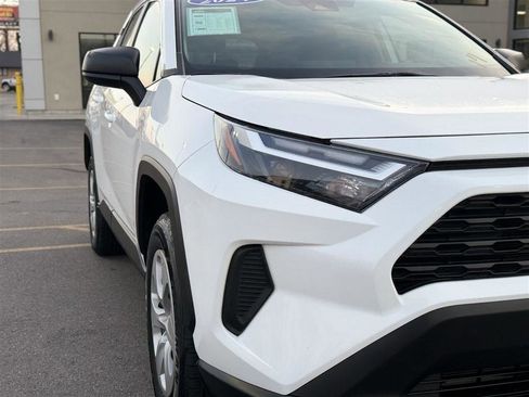 Used 2024 Toyota RAV4 LE AWD/4WD image 10