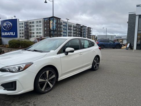 Used 2018 Subaru Impreza 2.0i Sport image 3